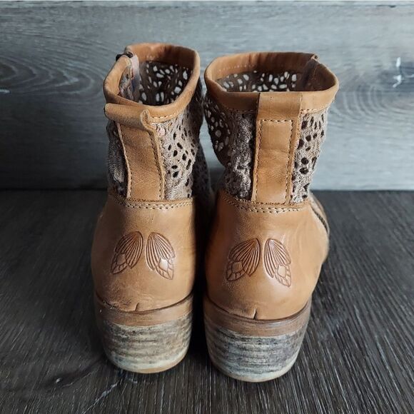 Musse & Cloud Women's Ainhoa Bootie - Tan - Size 7 - Picture 5 of 9